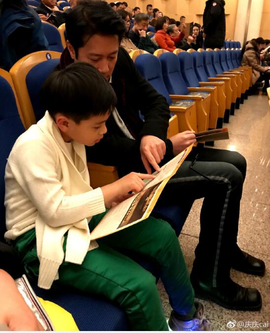 蔡国庆七岁的儿子近照曝光 居然比他爸爸还有范儿！